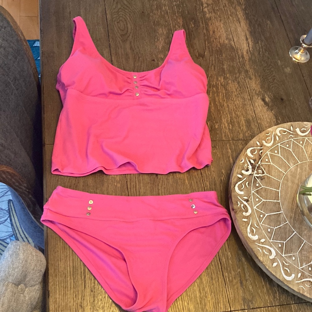 Pink tankini